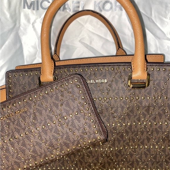 Michael Kors Handbags - Michael Kors Selma Satchel and matching wallet.